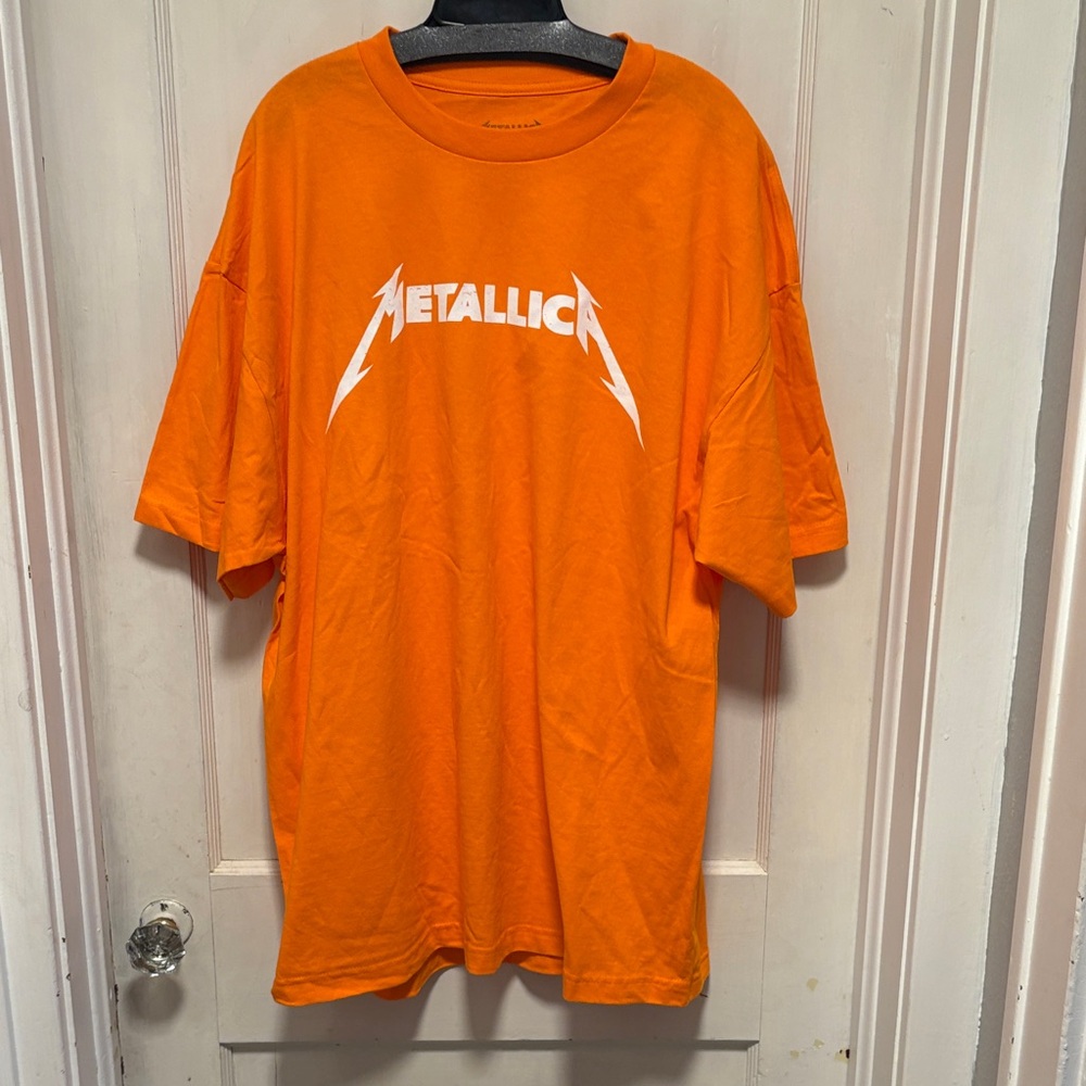 Metallica Orange Short Sleeve Official Band T-Shirt 2XL New Without Tag